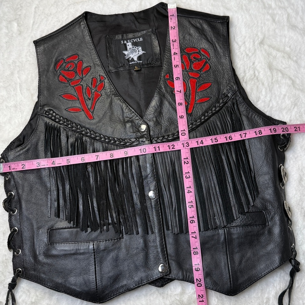 VTG S&S Cycle Black Leather Biker Vest Women L TX Rose Fringe Yoke Concho Moto - Picture 7 of 17